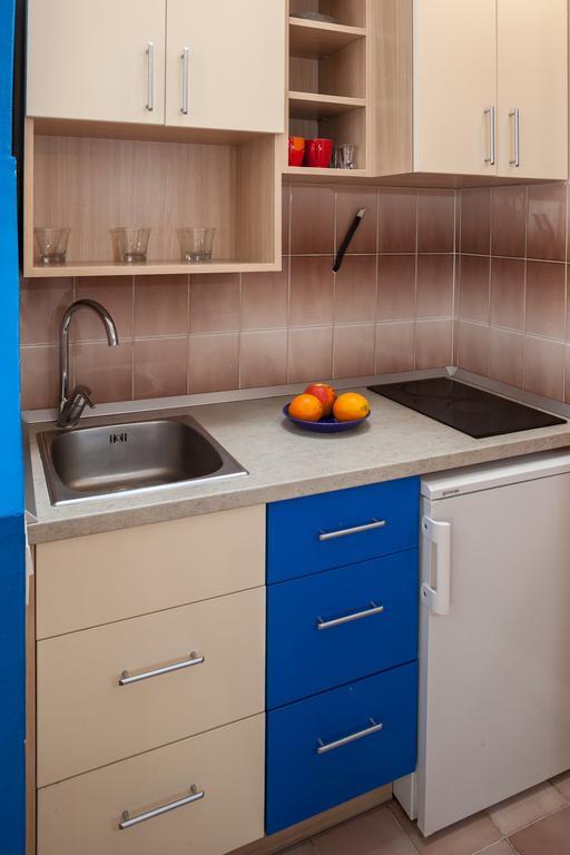 Kornelija 2 Apartment Podgora Phòng bức ảnh
